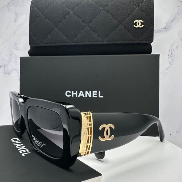 New CHANEL Sunglasses - Picture 15 of 16